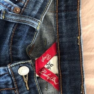 Lucky Brand size 6/28 women’s jeans